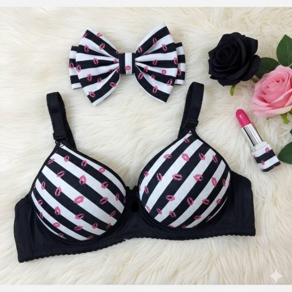 سوتین اسفنجی بدون فنر سایز بندی از 70 تا 85کاپ استاندارد بدون فنر راه راه لب کد:۴