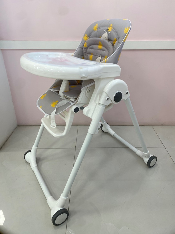 صندلی غذا خوری سوپر بیبی - نمای جانبی