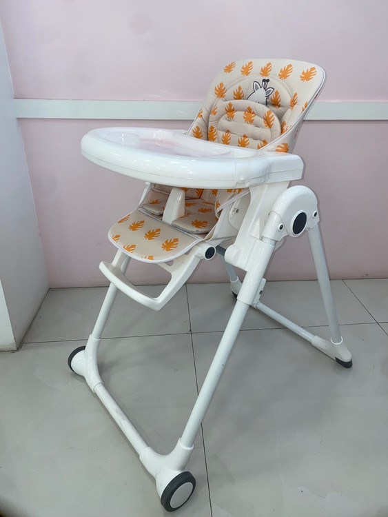 صندلی غذا خوری سوپر بیبی - نمای جانبی