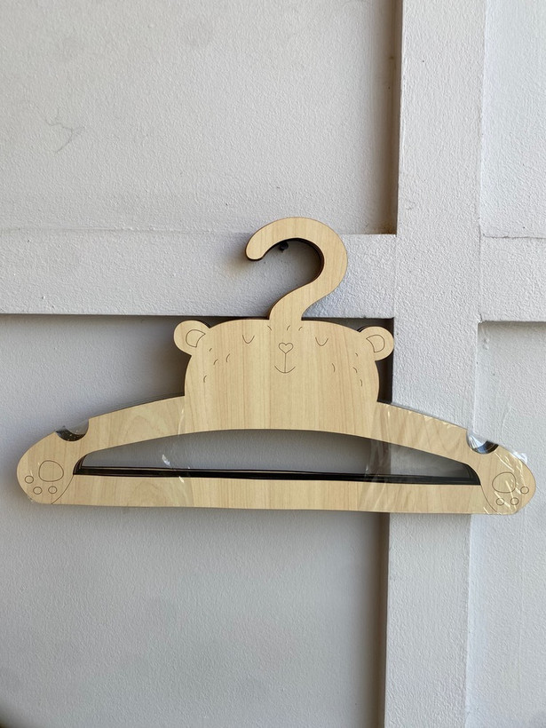 چوب رختی طرح دار کودک - آویز لباس فانتزی