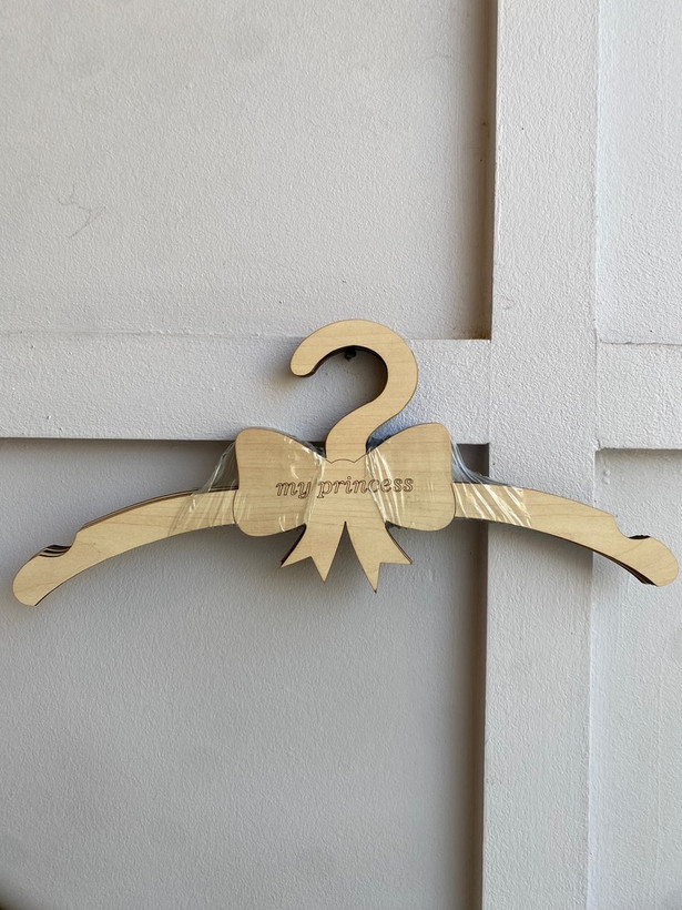 چوب رختی طرح دار کودک - آویز لباس فانتزی